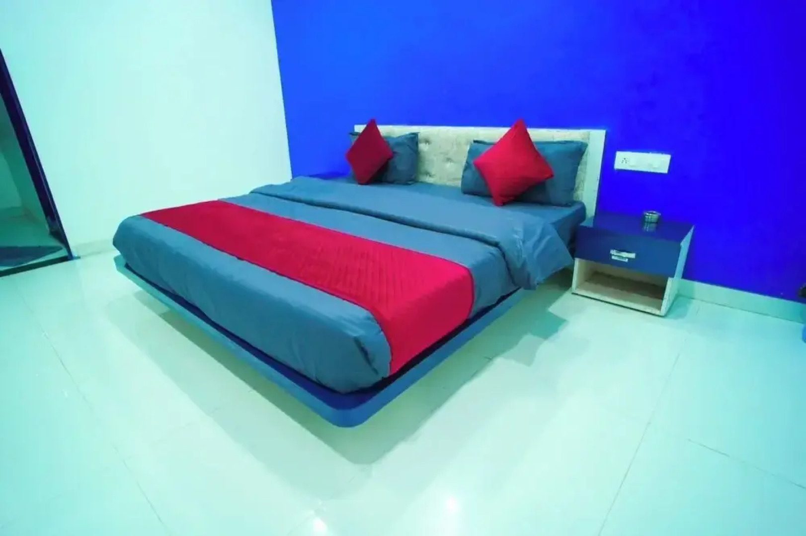 Paradise Point Resort