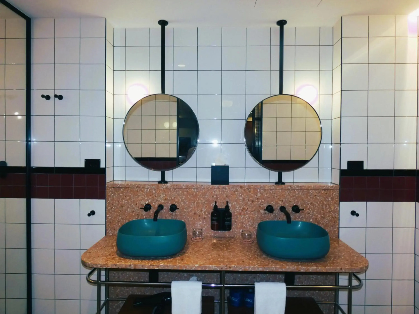 Stay at Hotel Steyne