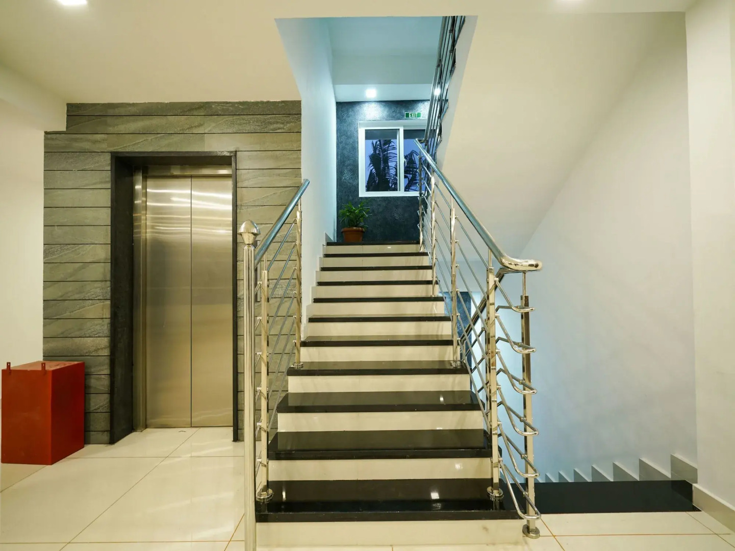 OYO 14419 Aaziya Inn