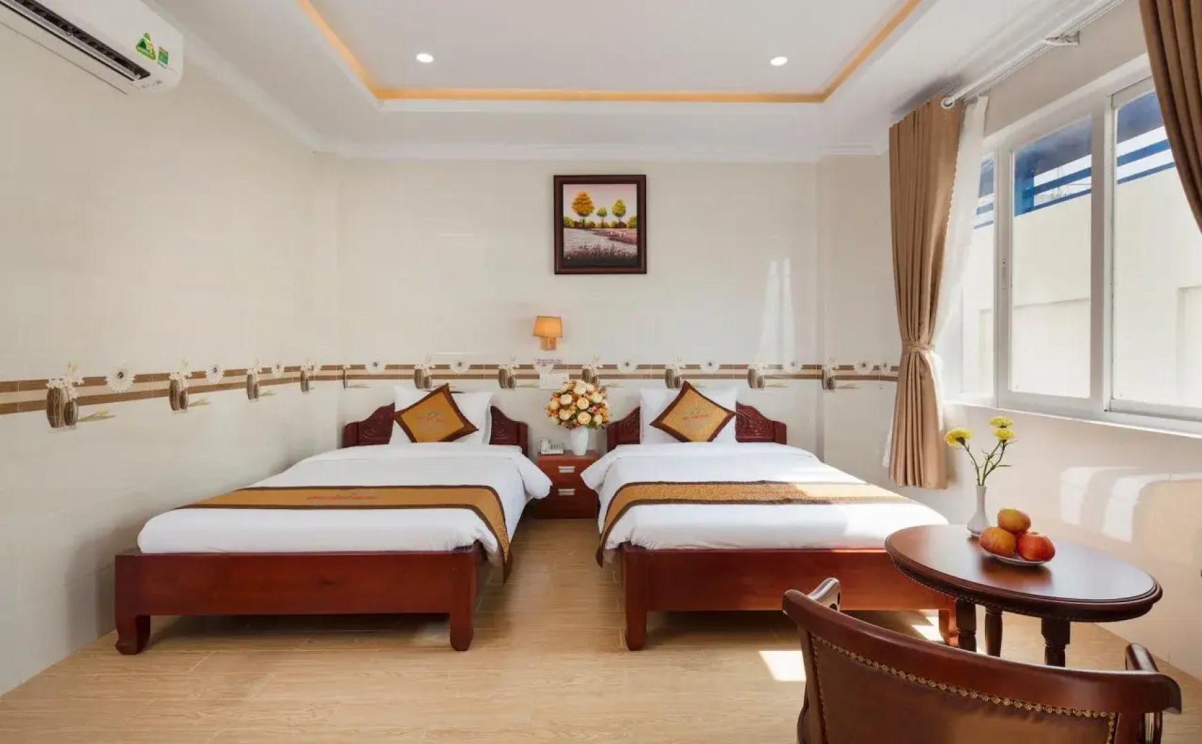 Phuc Ngoc Hotel