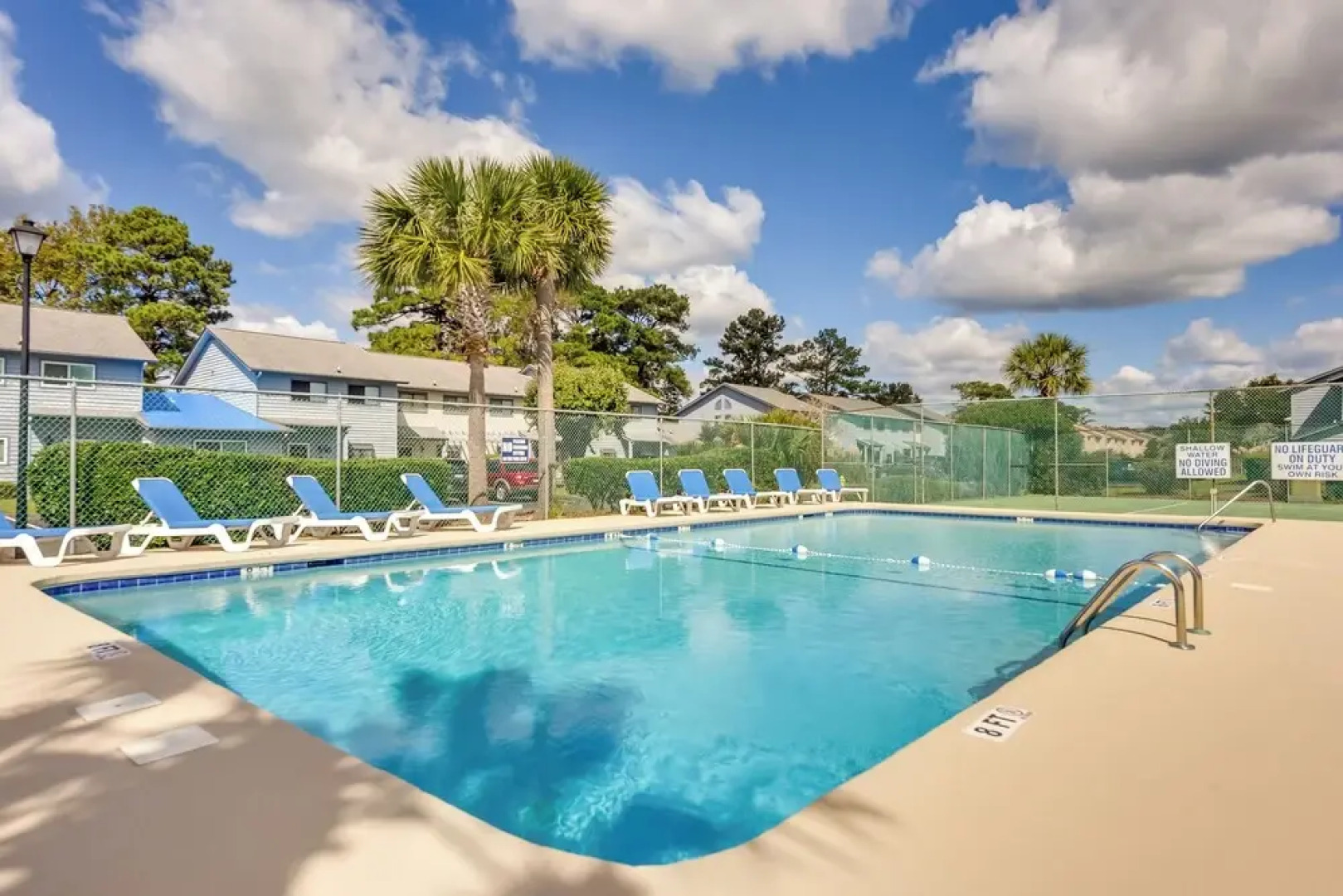 Warm Weather Escape! Golf & Relax in Little River