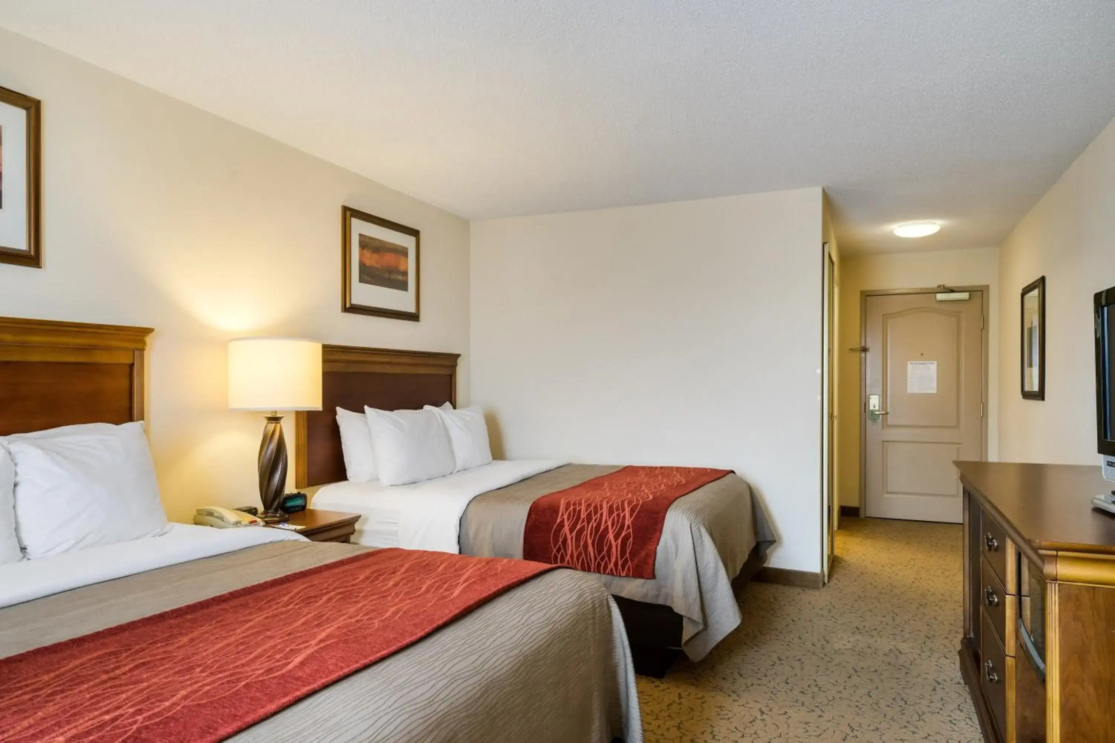 Comfort Inn & Suites Dover near Speedway