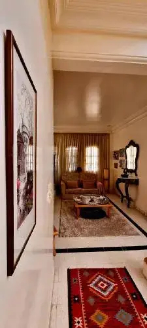 Sarra Hotel