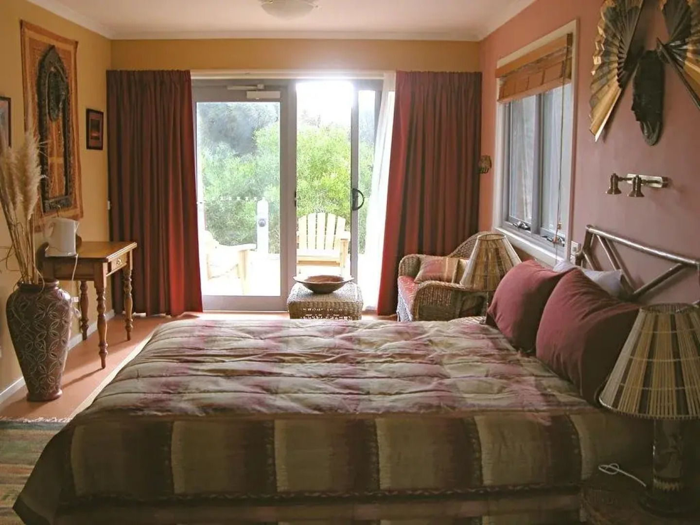 Mountain Seas Lodge and Vistas Restaurant