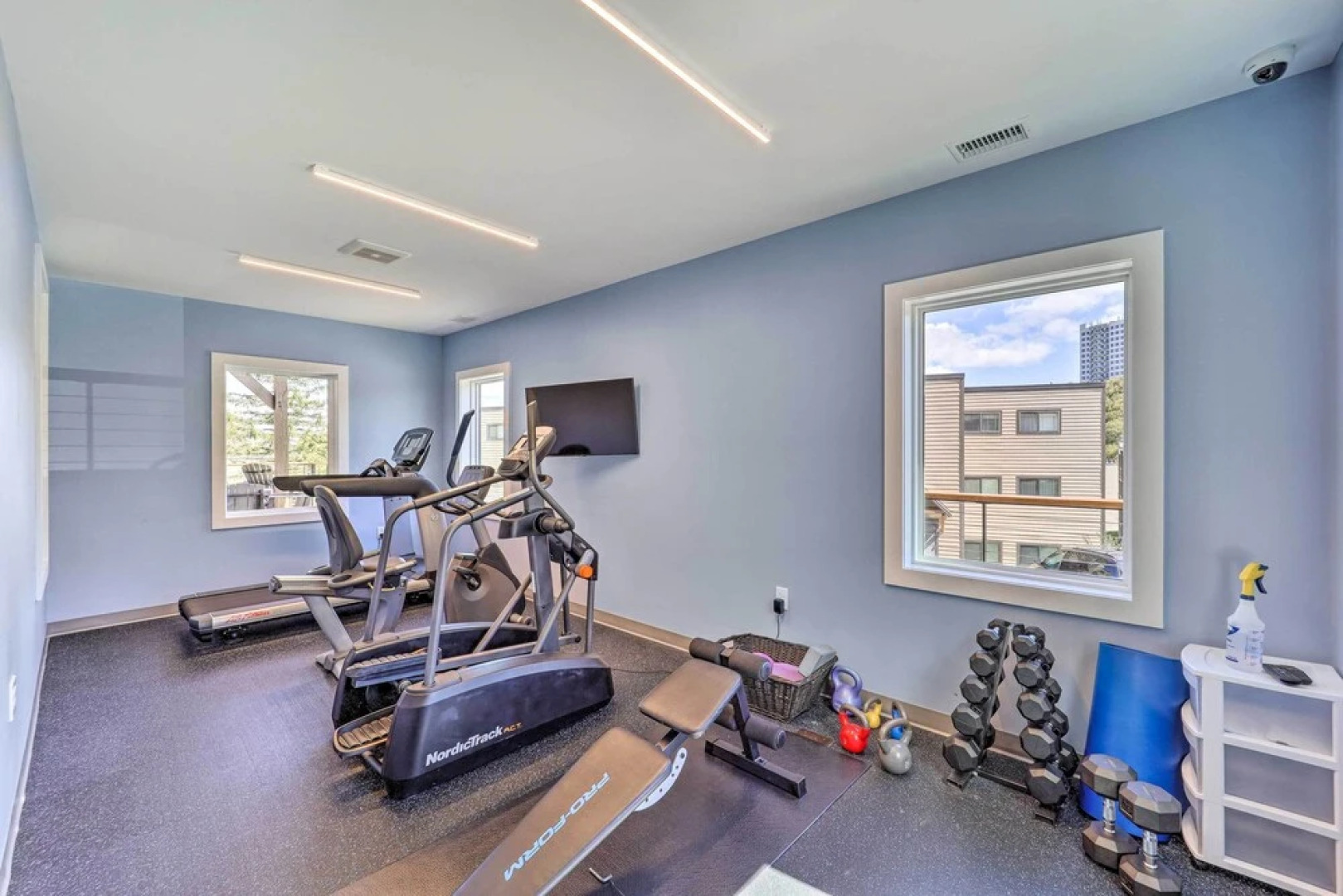 Balcony + Views: Sugar Mountain Haven!