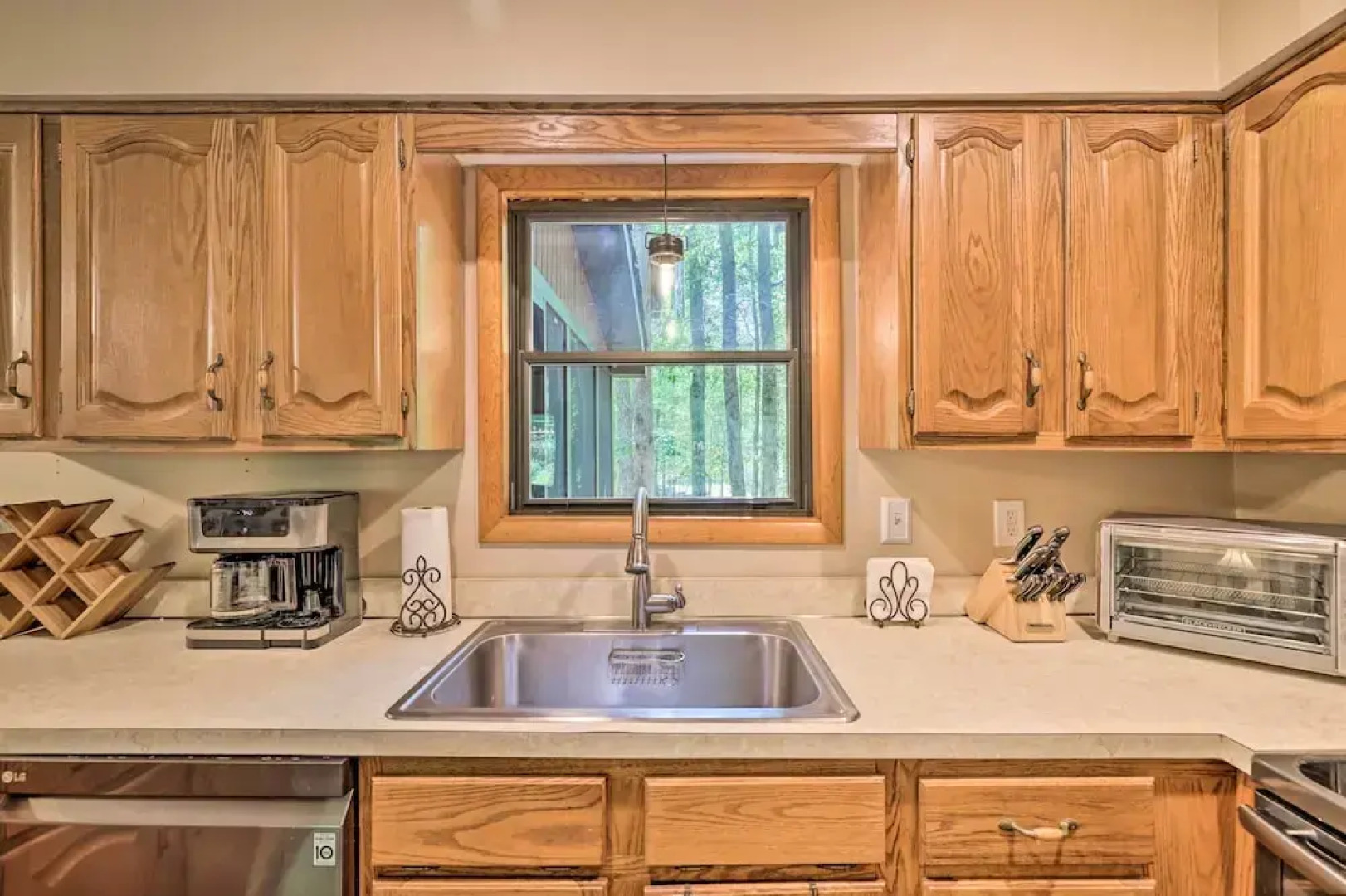 'resting Bear Chalet' w/ Community Amenities!