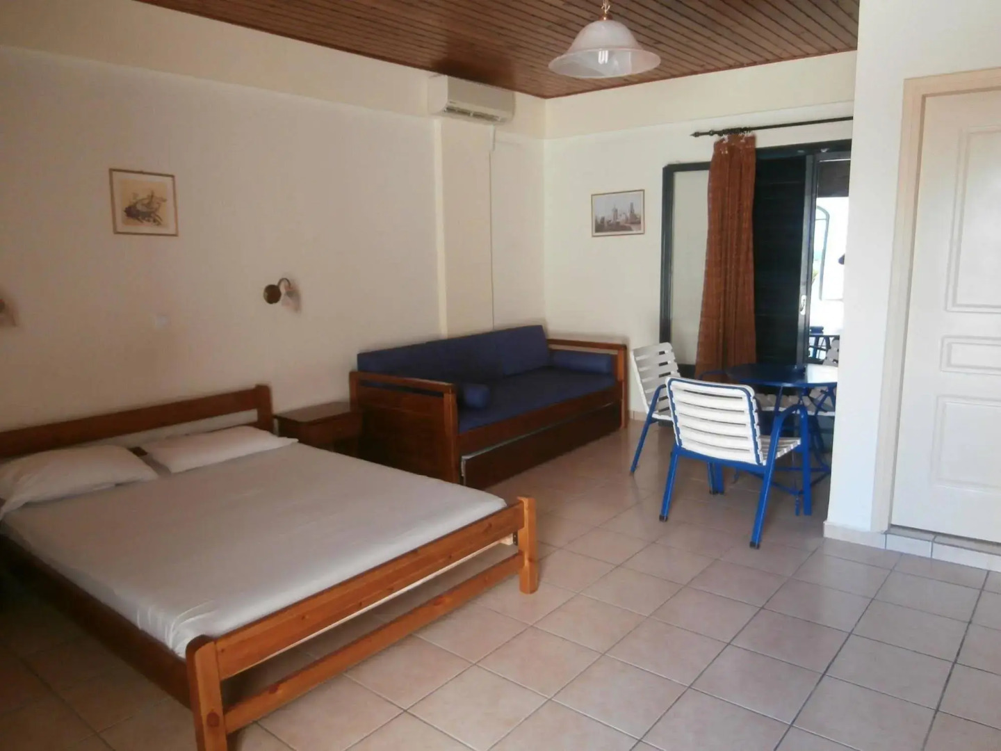 Glafki Studios & Apartments