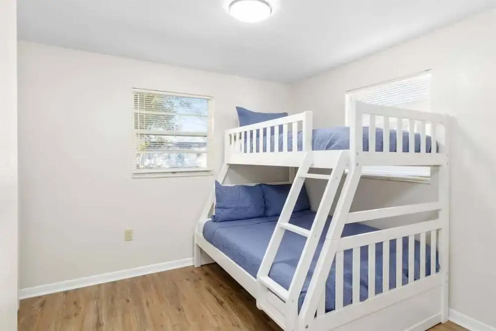 Charming Duplex in Zephyrhills! #2