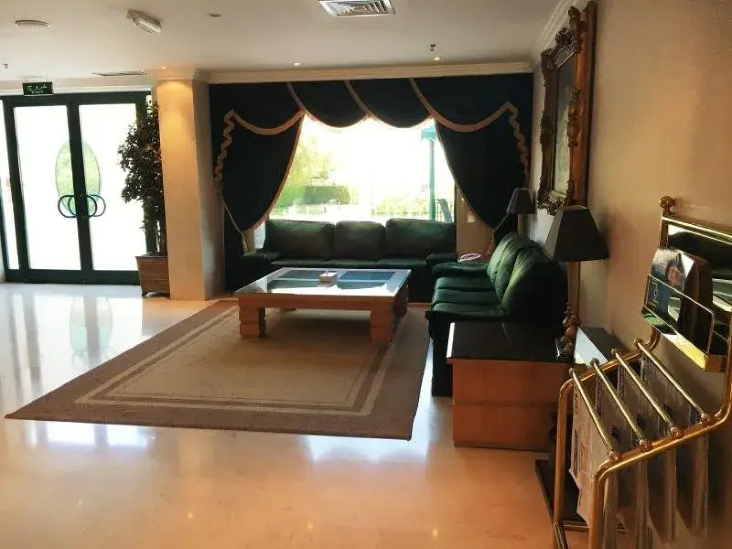 Mirage Suites Hotel - Family Only