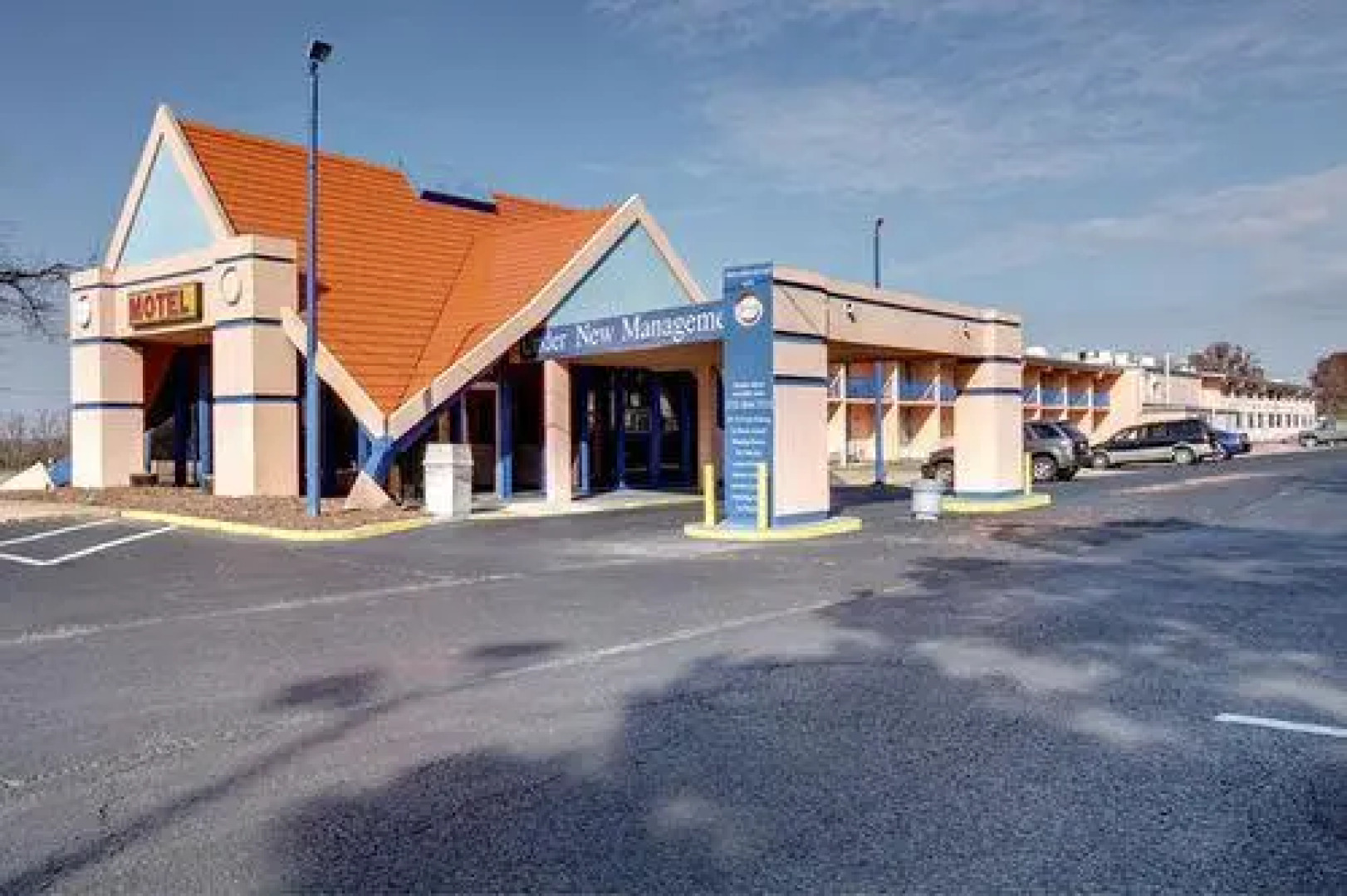 罗拉骑士酒店(Knights Inn Rolla)