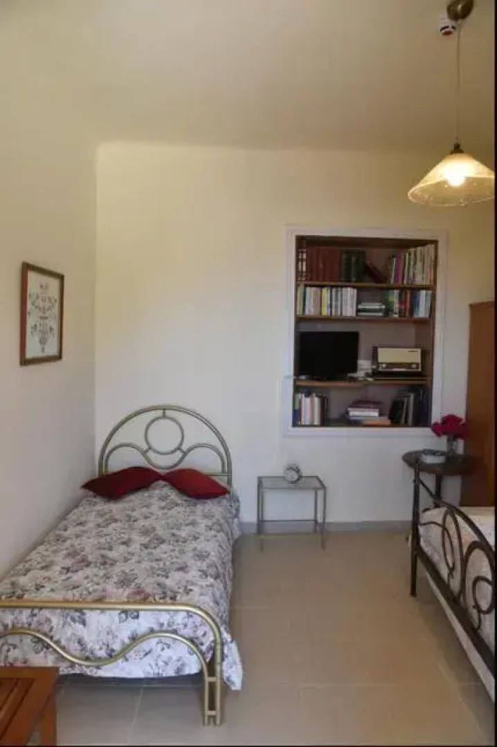 Traditional Residence with terrace