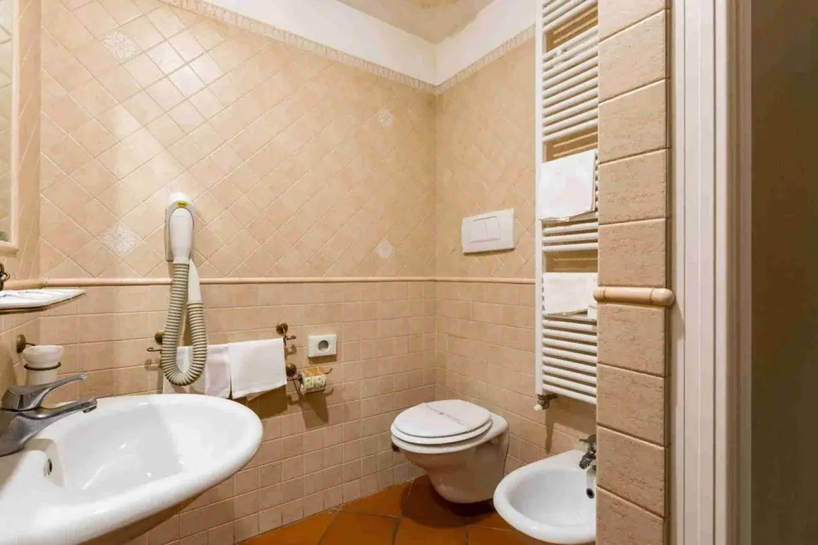 Отель Domus Sessoriana