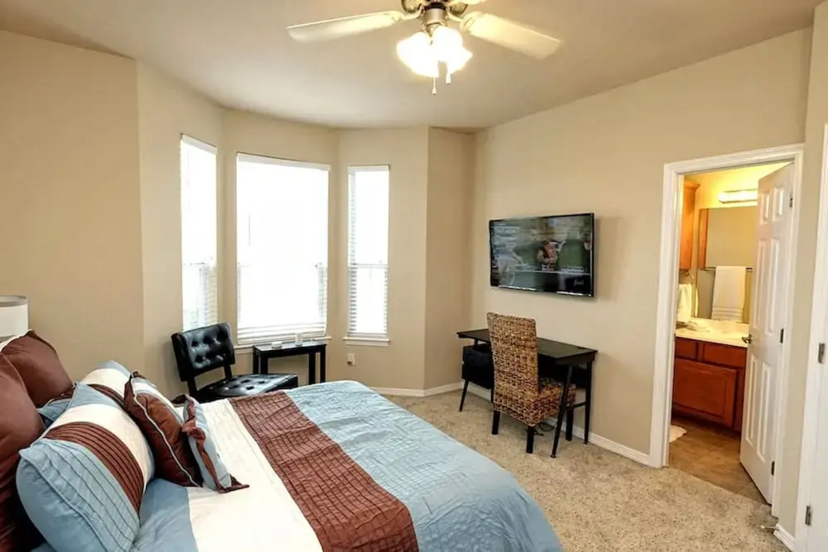 305 Holleman Dr. East  304