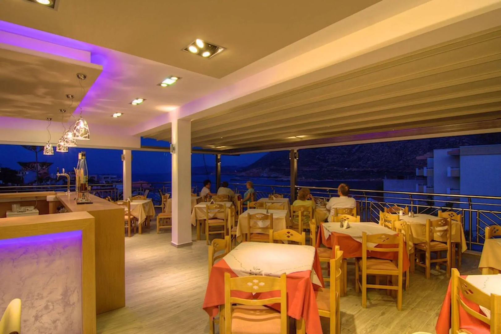 Aparthotel Athina