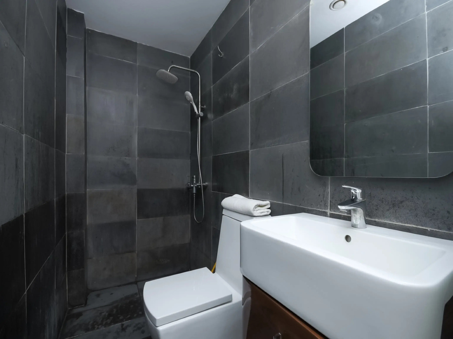 Hotel O Hong Kong Suites