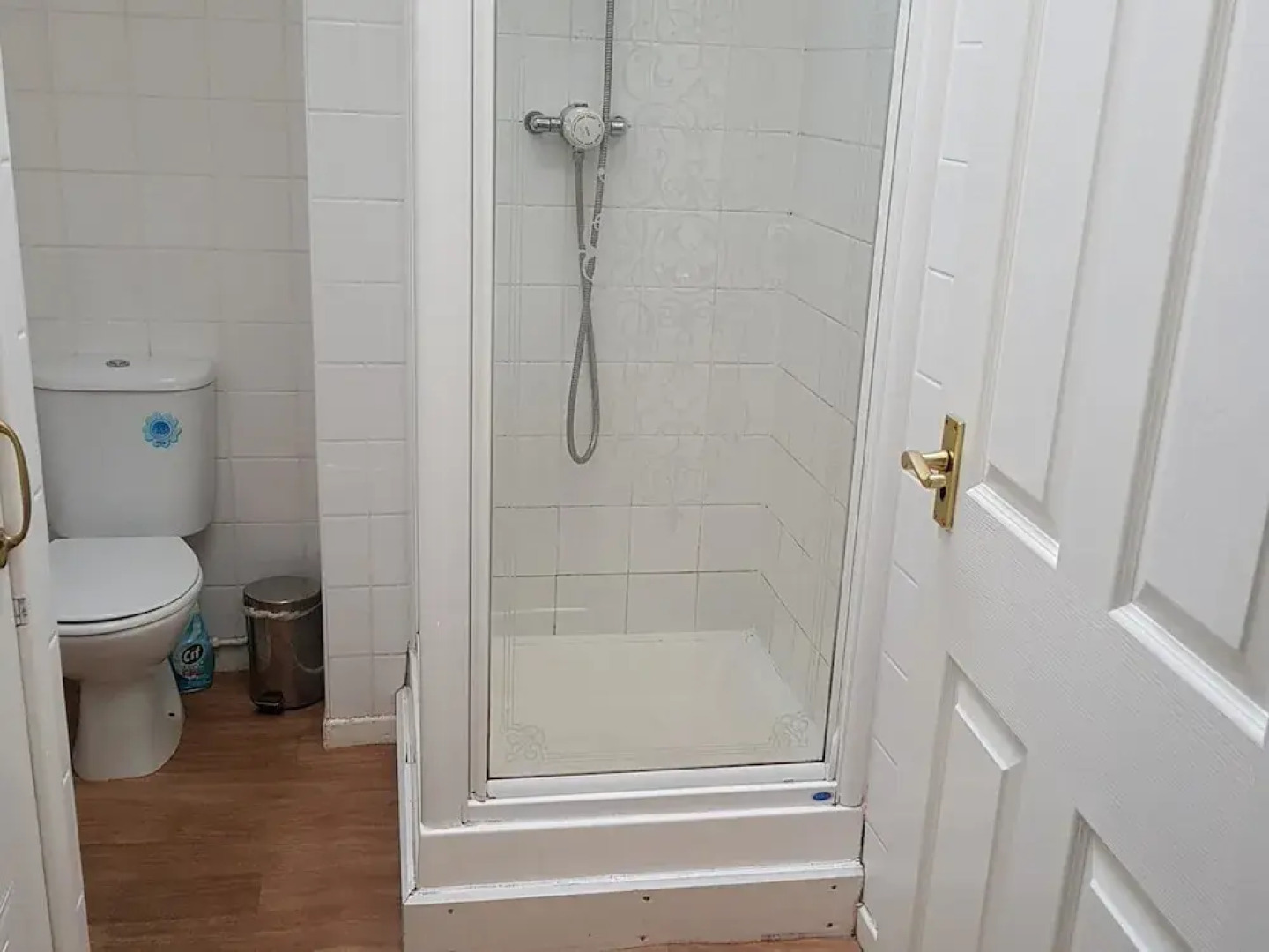 The Lamb and Flag Inn