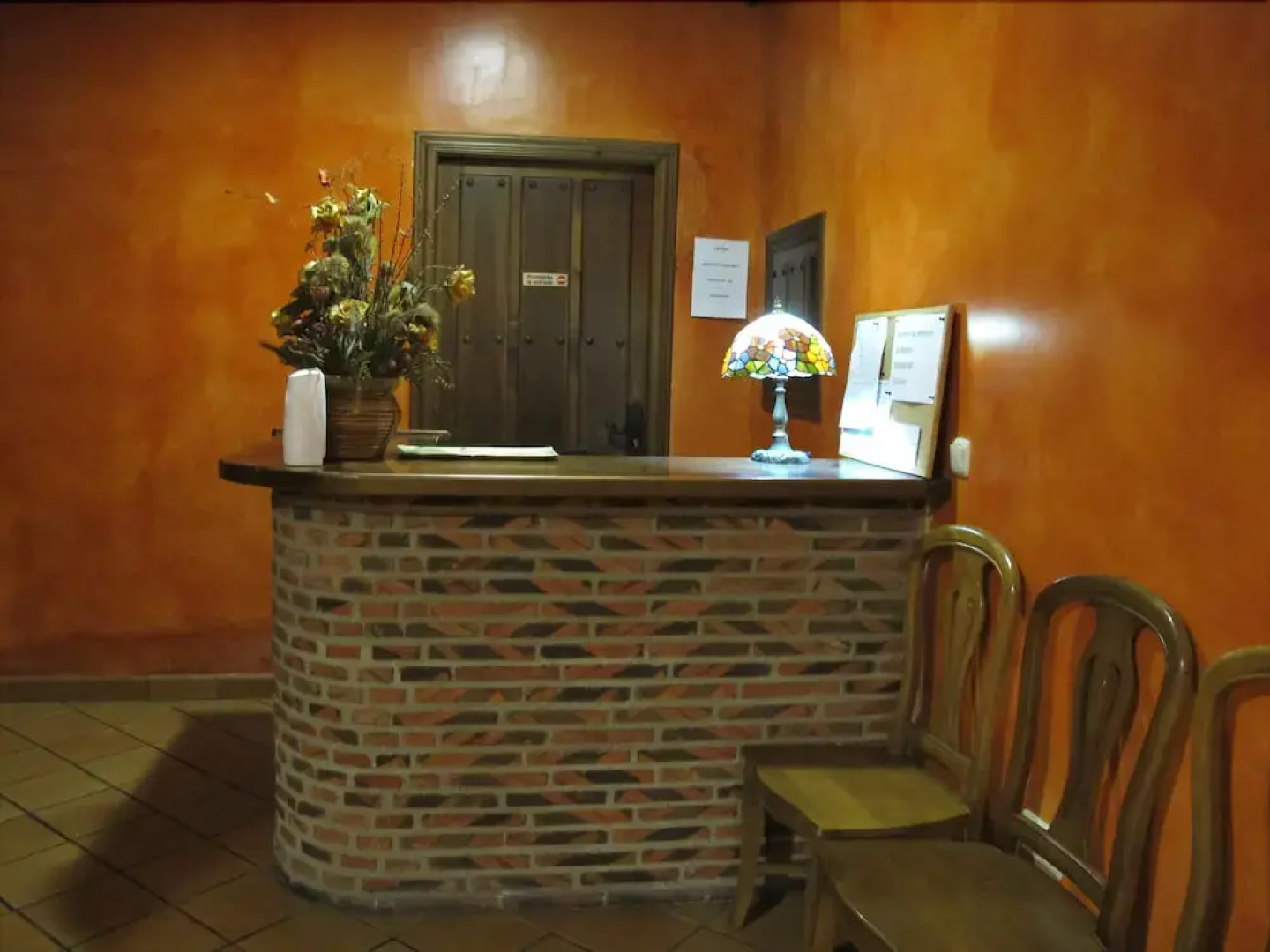 Hotel Rural Hojaranzos