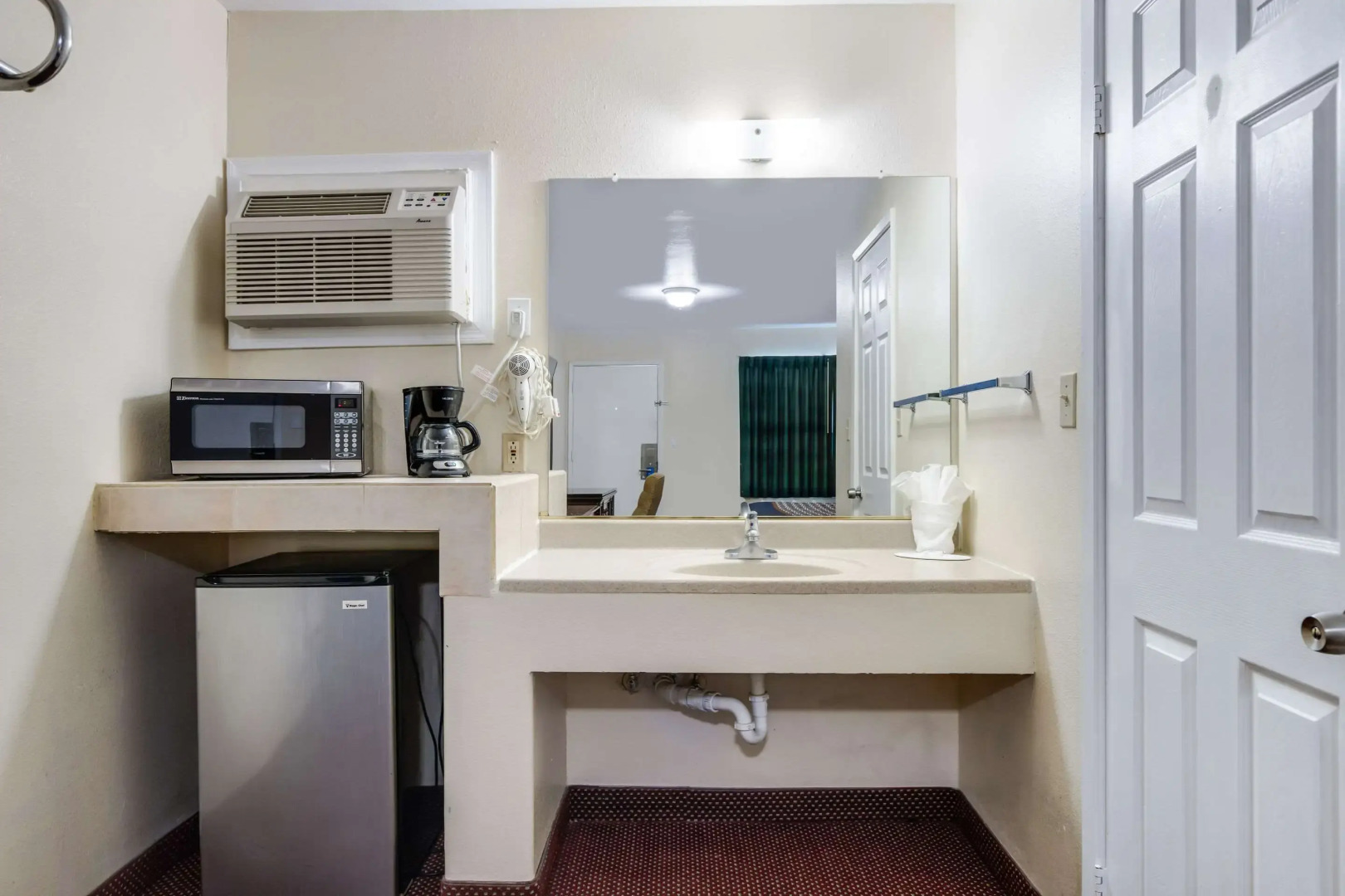 Rodeway Inn & Suites Blythe I-10