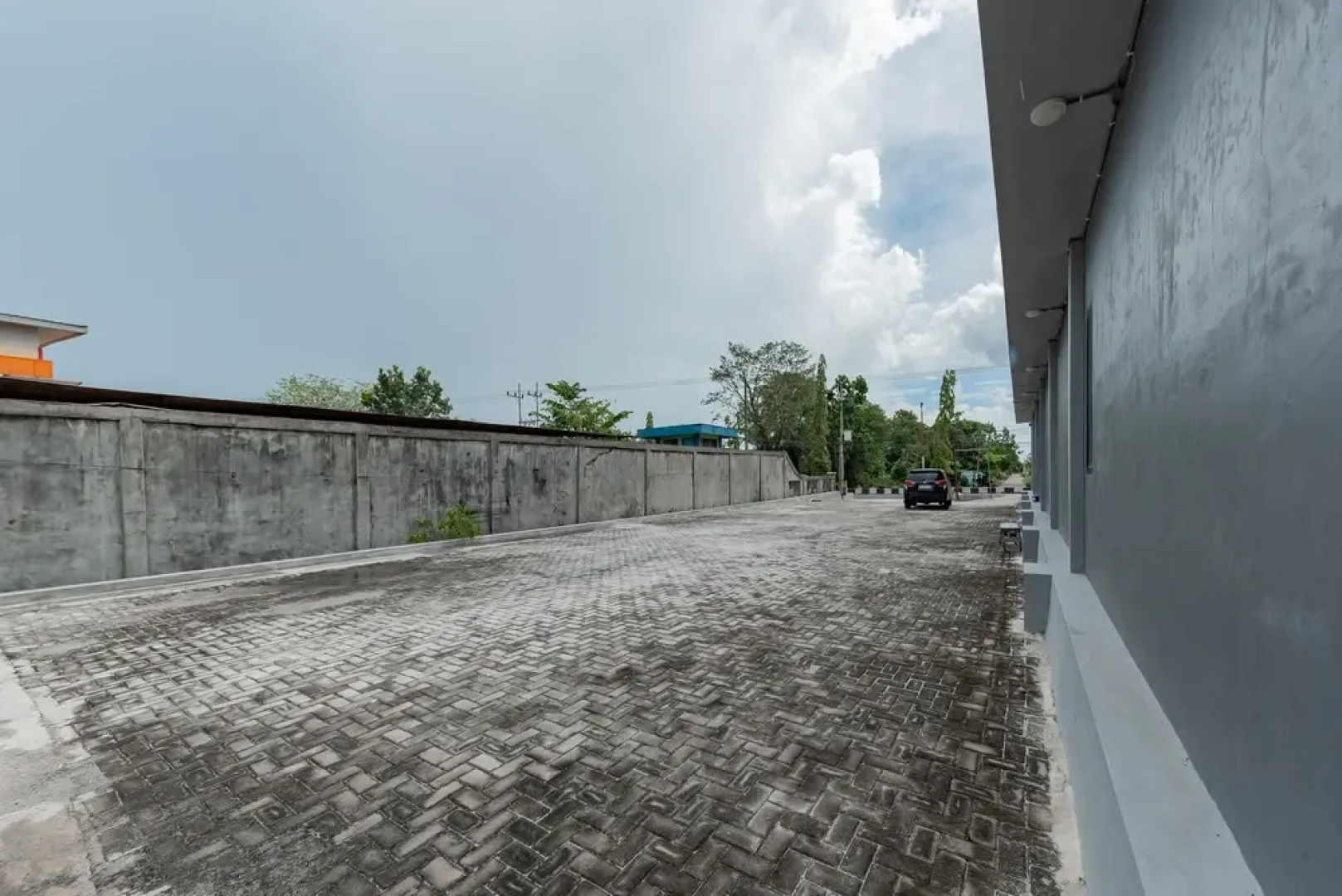 Urbanview Hotel La De Grizz Syariah Sampit by RedDoorz