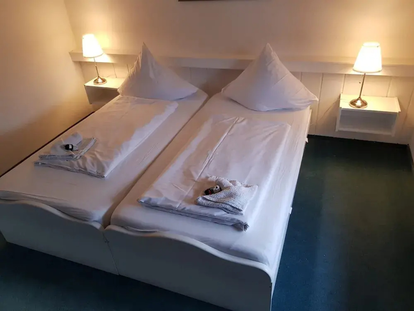 Отель GZ Hotel Airport Köln Bonn