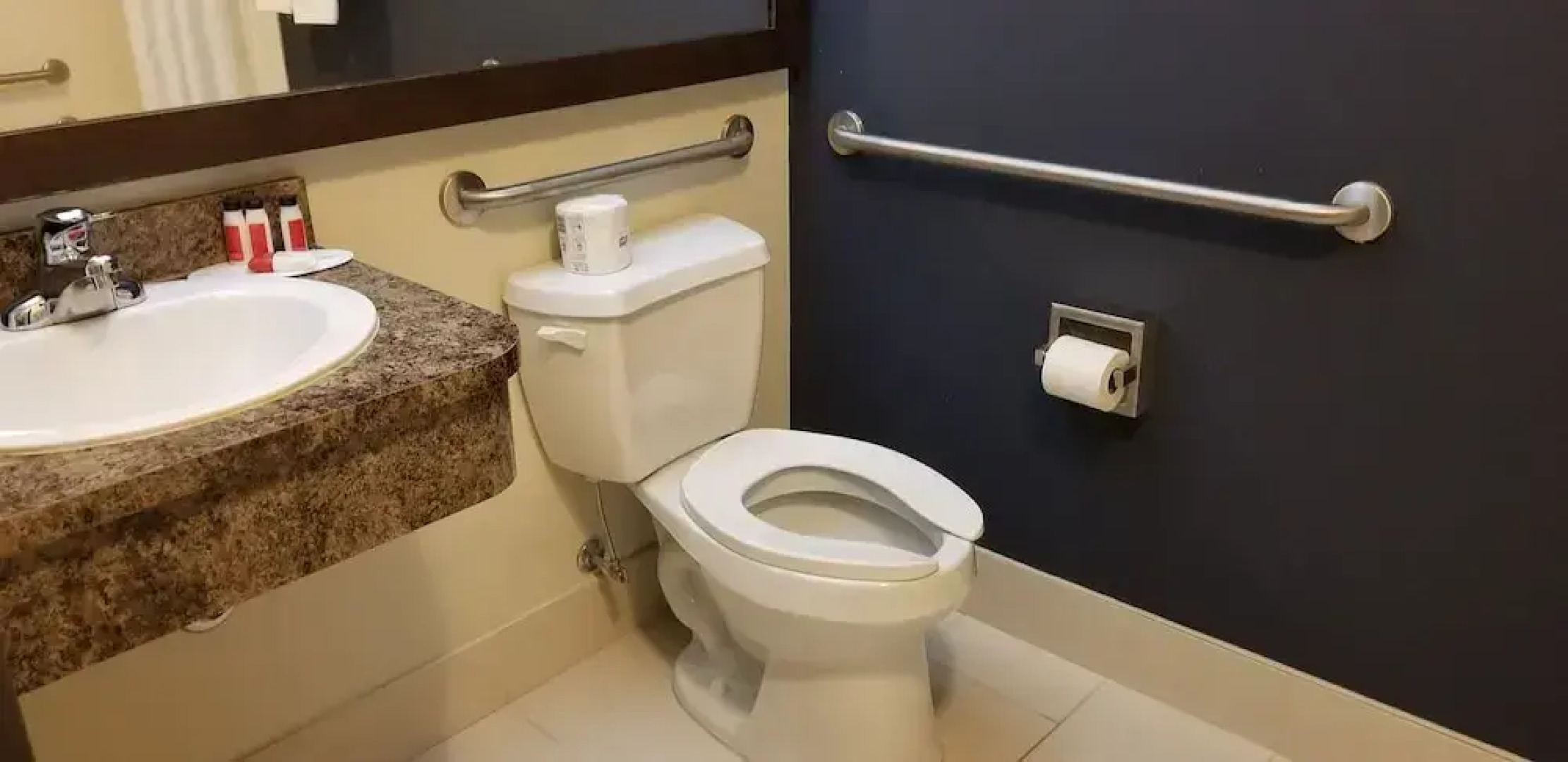 Super 8 Lachenaie/Terrebonne