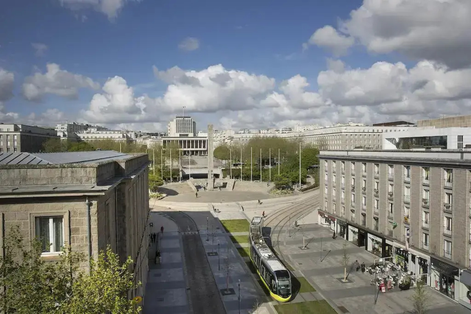 Oceania Brest Centre