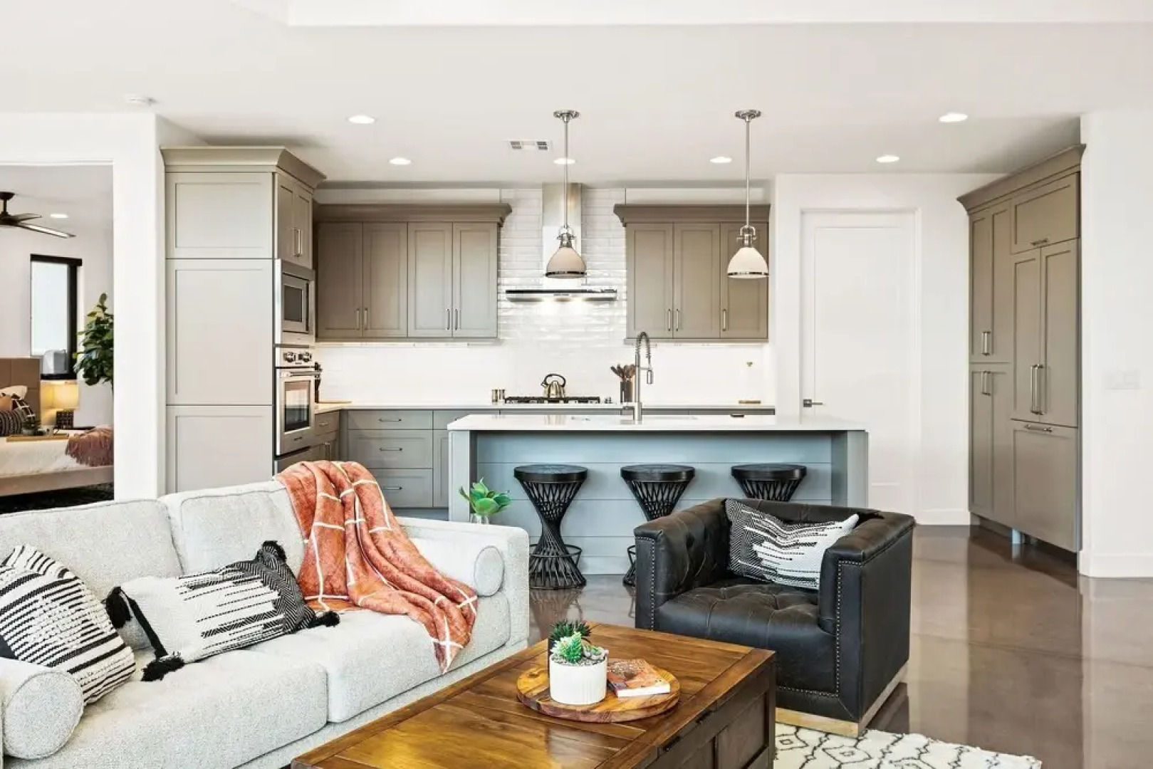 Enchanting Encanto #1 by RedAwning