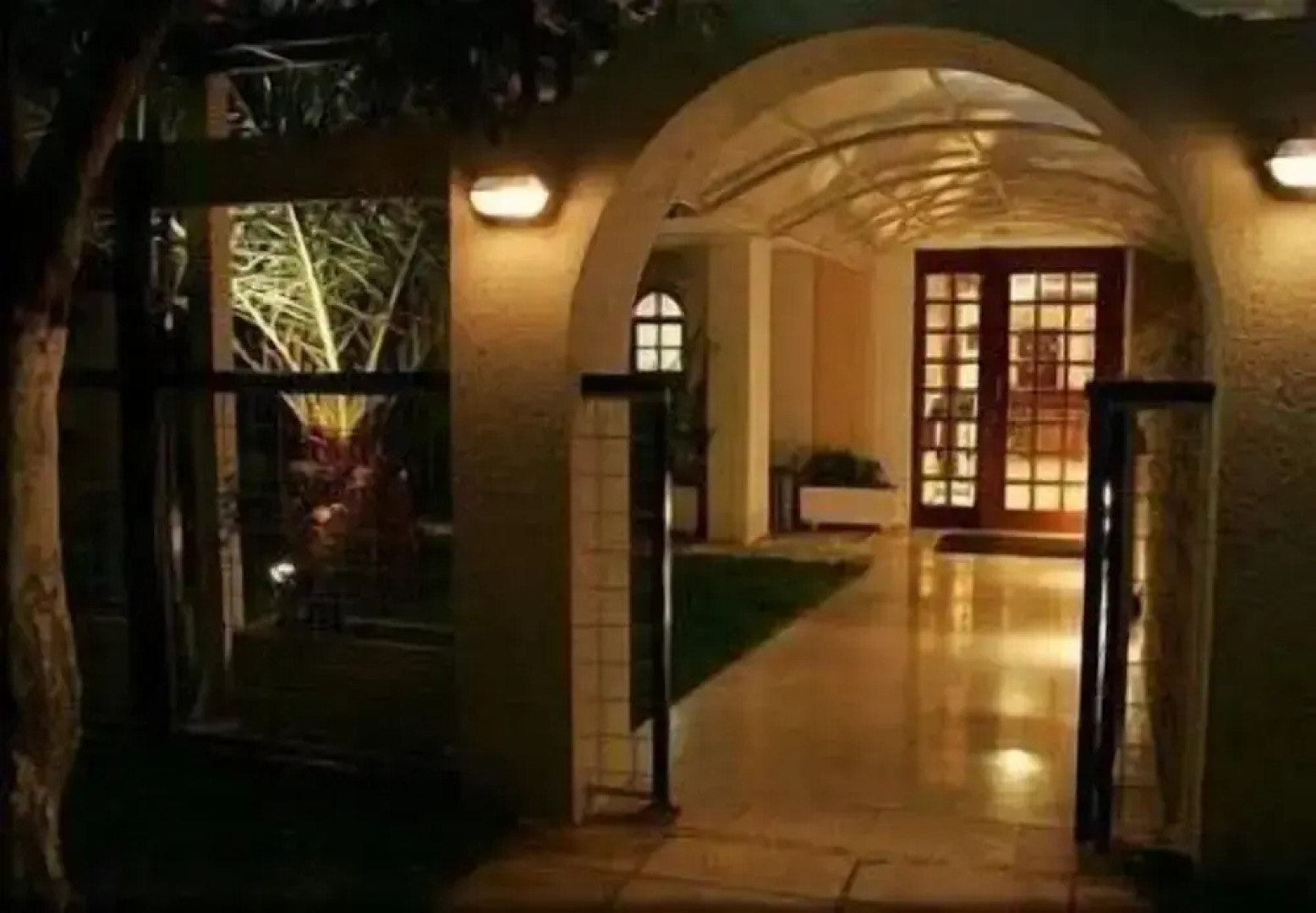 Zina Hotel Apartments