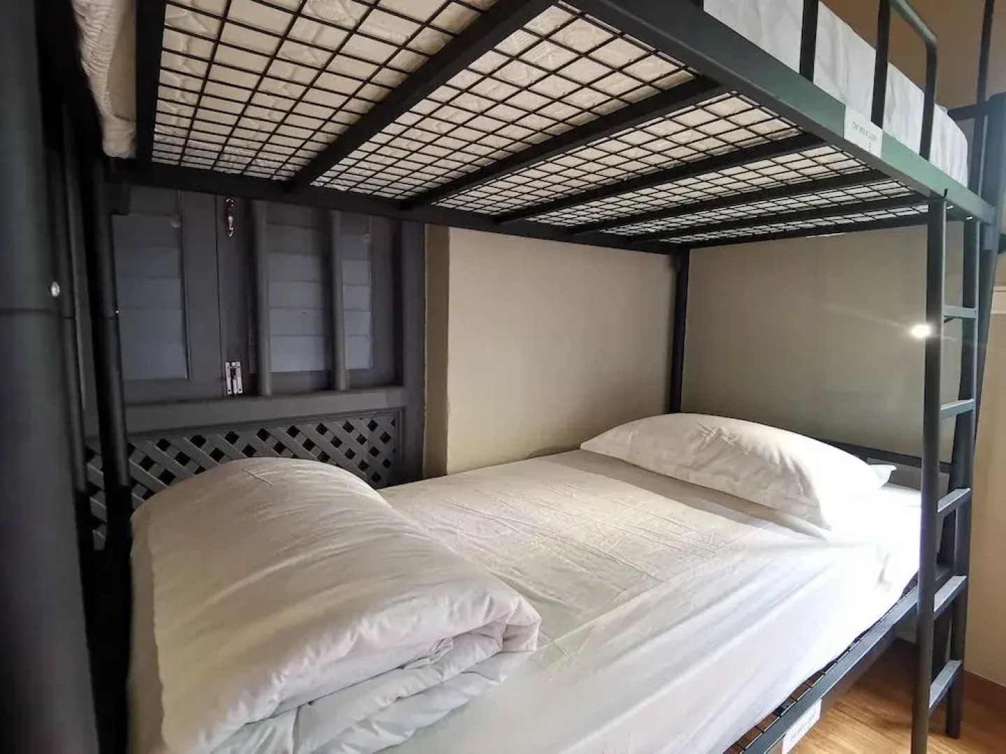 Capital O 90443 Aigoh Hotel