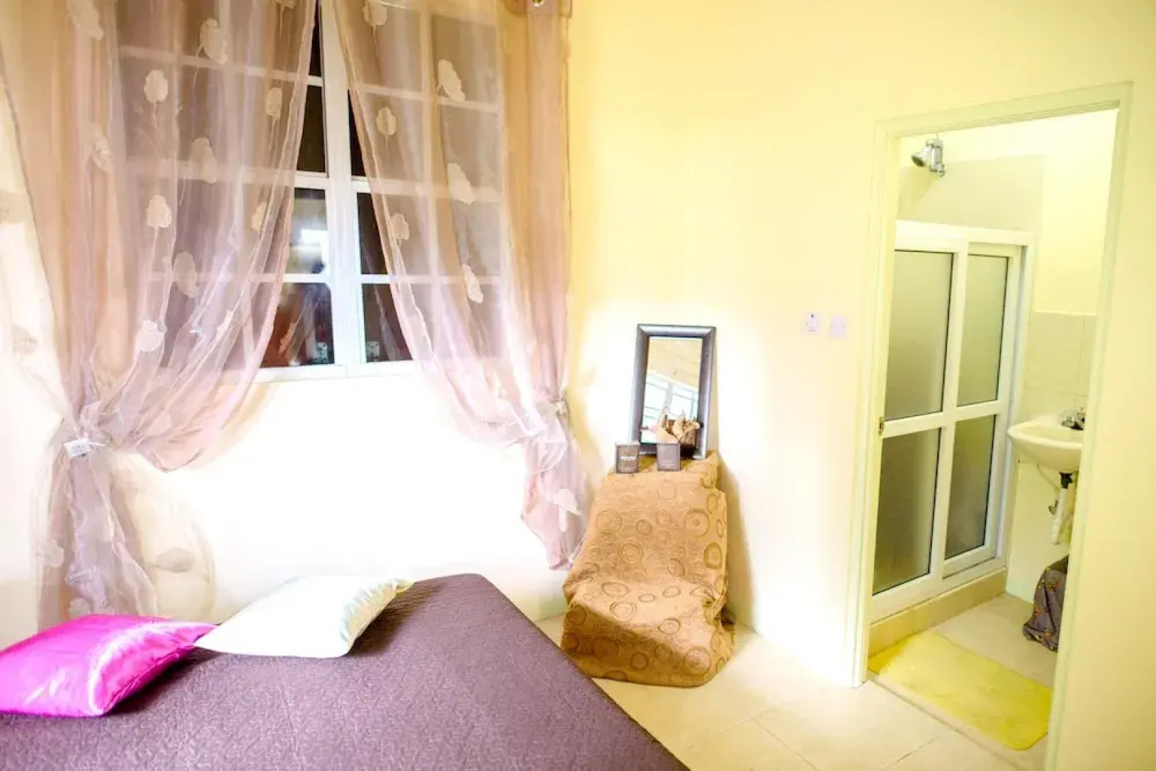 House With 2 Bedrooms in Roseau Vallée, With Wonderful sea View, Furni