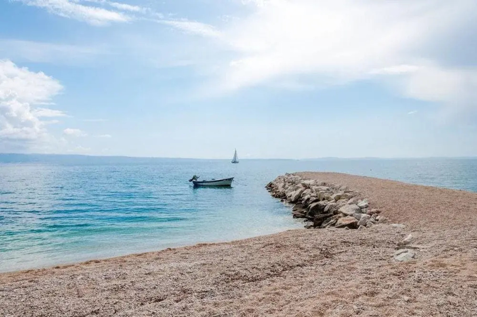 Villa Tamaris on the beach