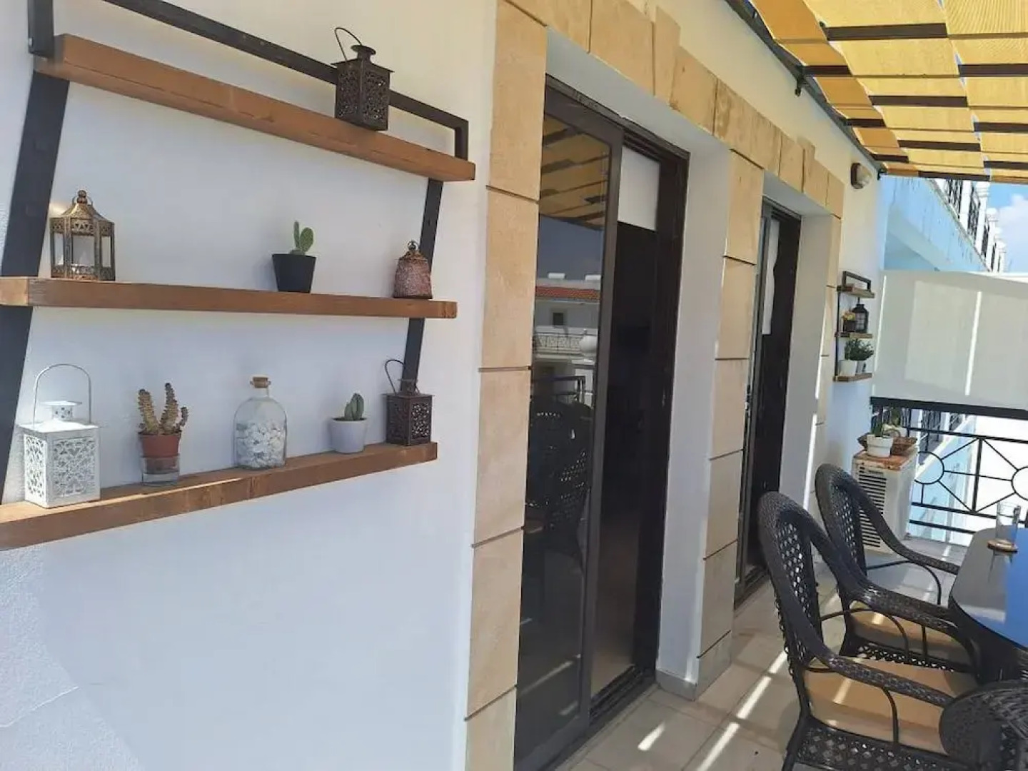 Paramount Gardens Resorts D204