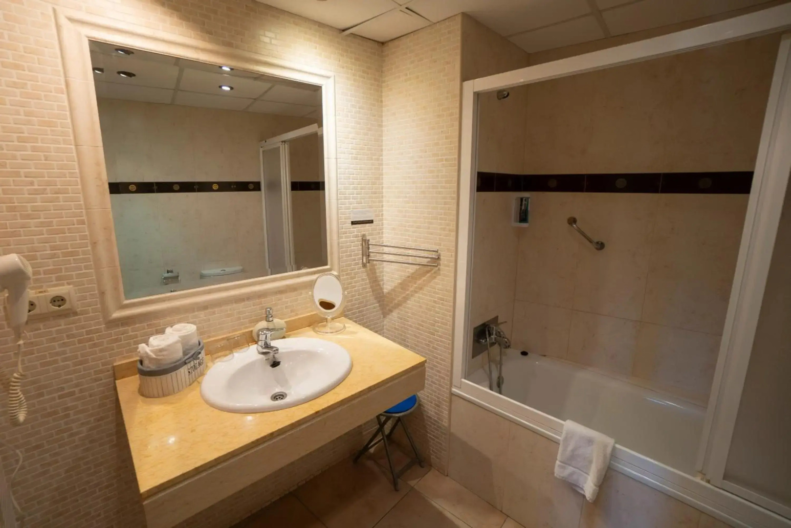 Hotel L'Antic Portal