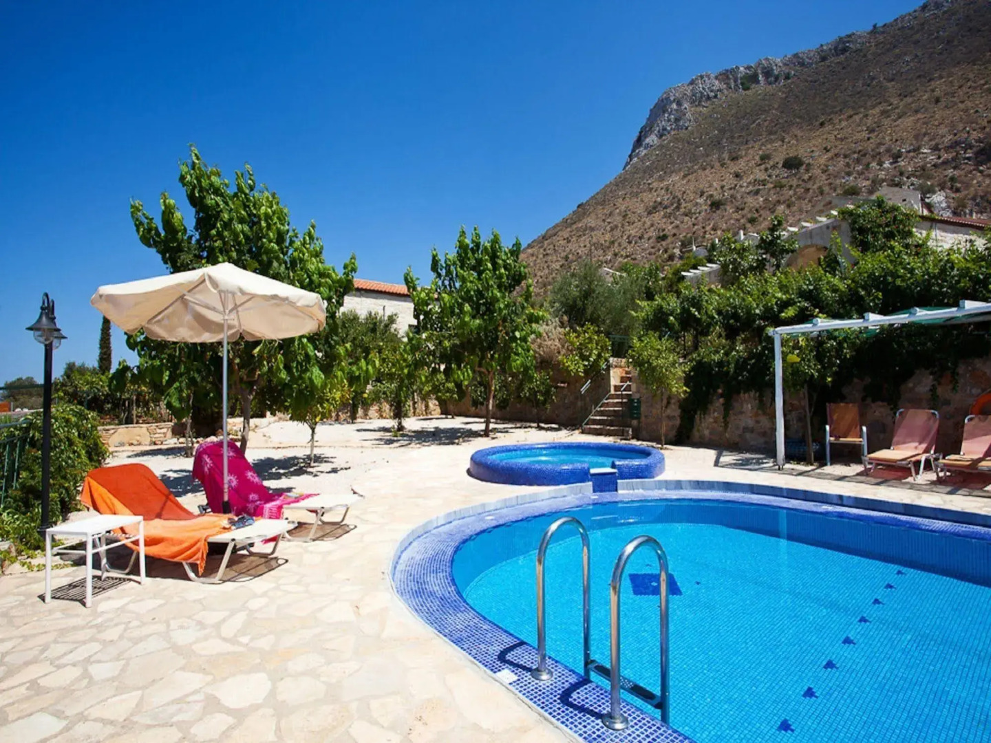 St. Georges Retreat Village