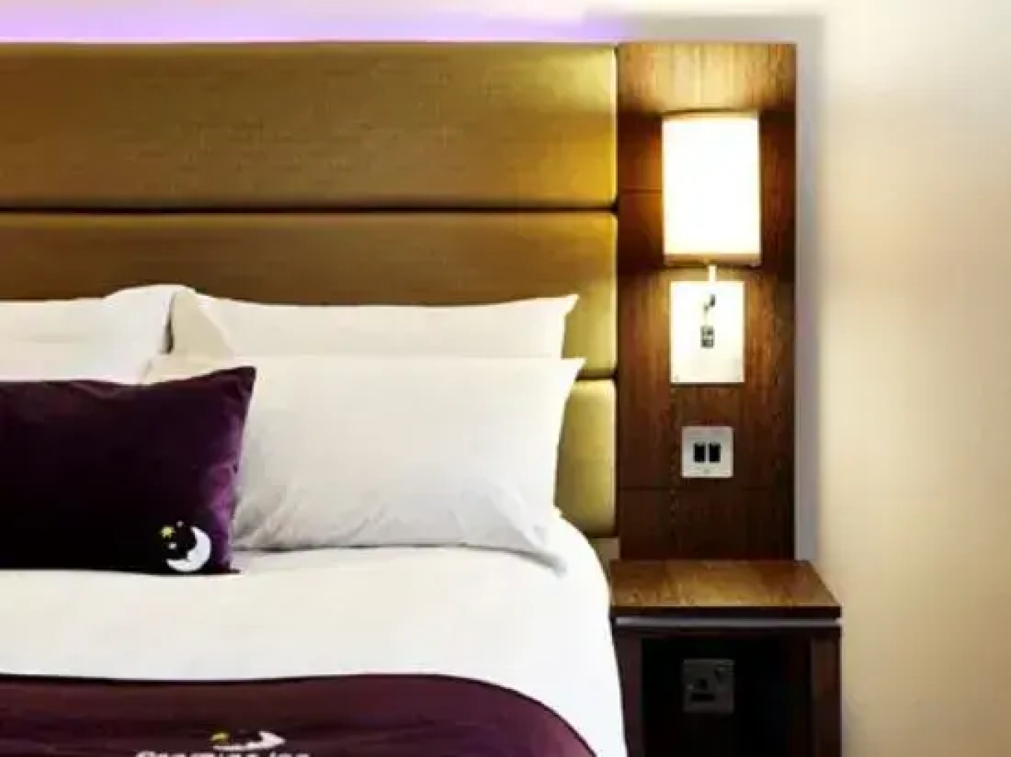 Premier Inn  Bristol Sidcot (A38)
