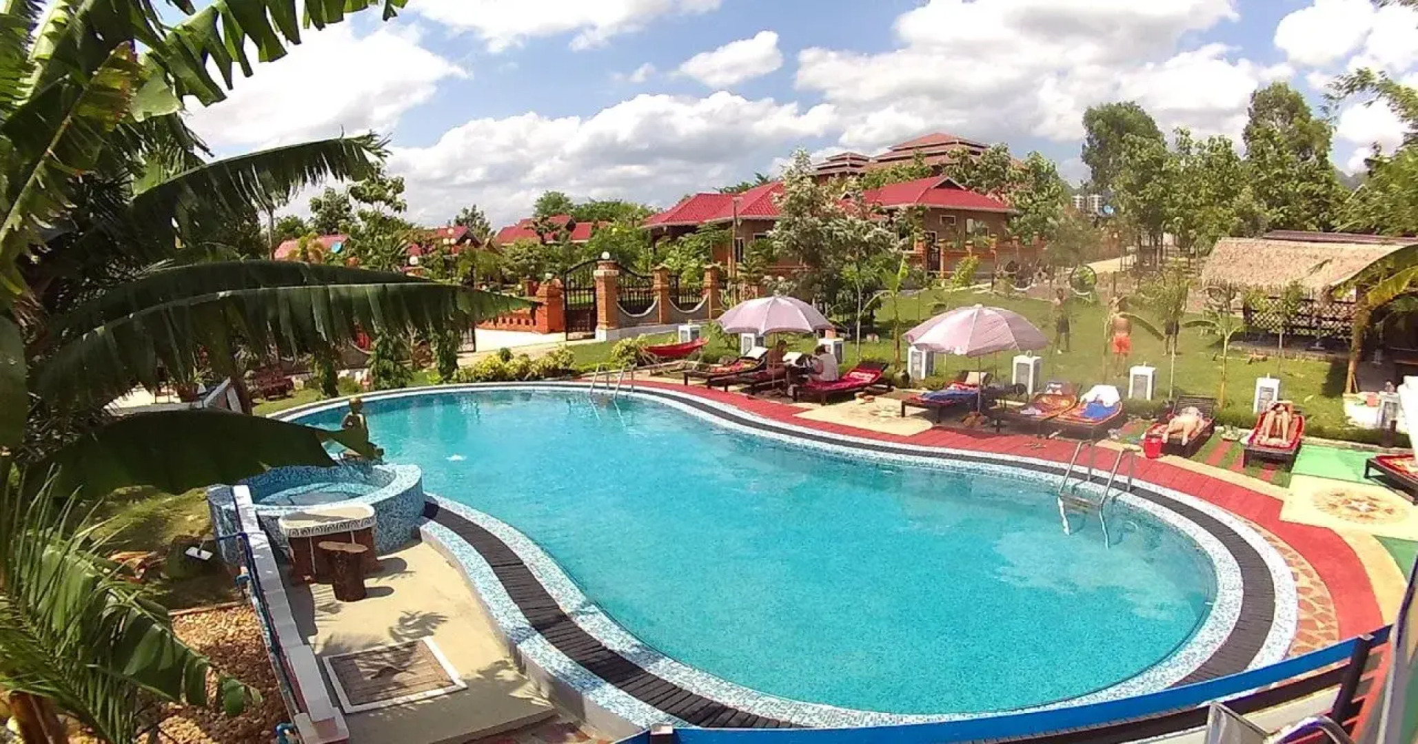 New May Haw Nann Villa