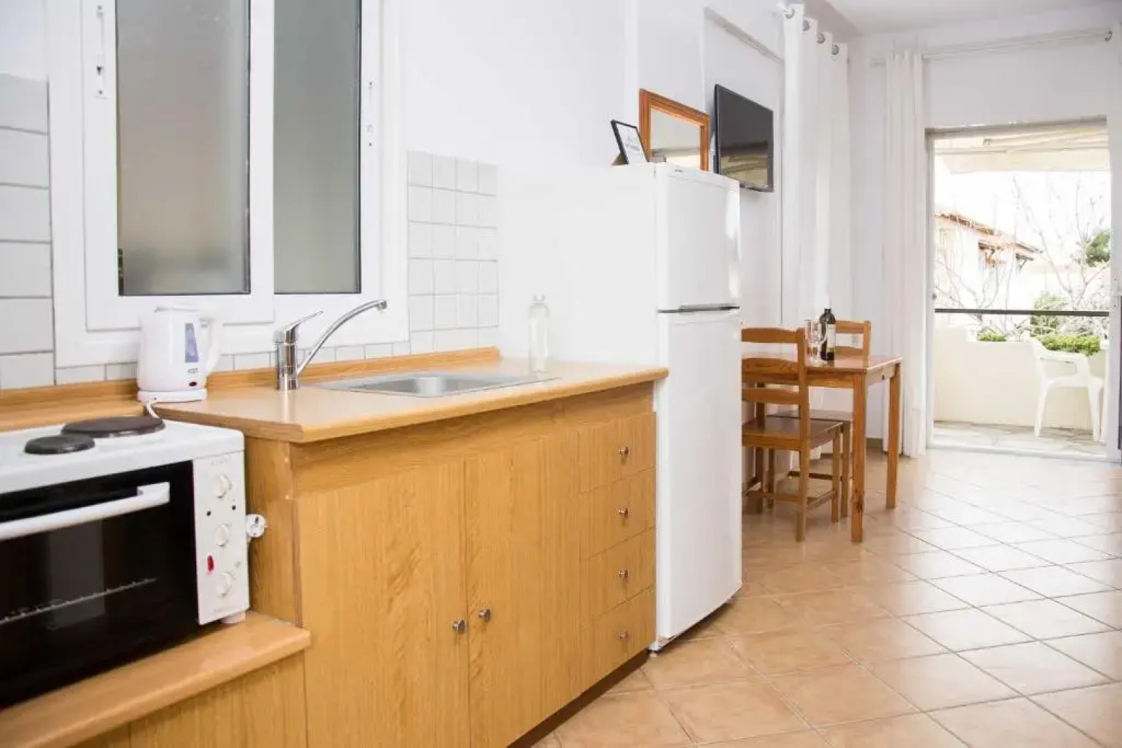 Avgerou Studios and Apartments