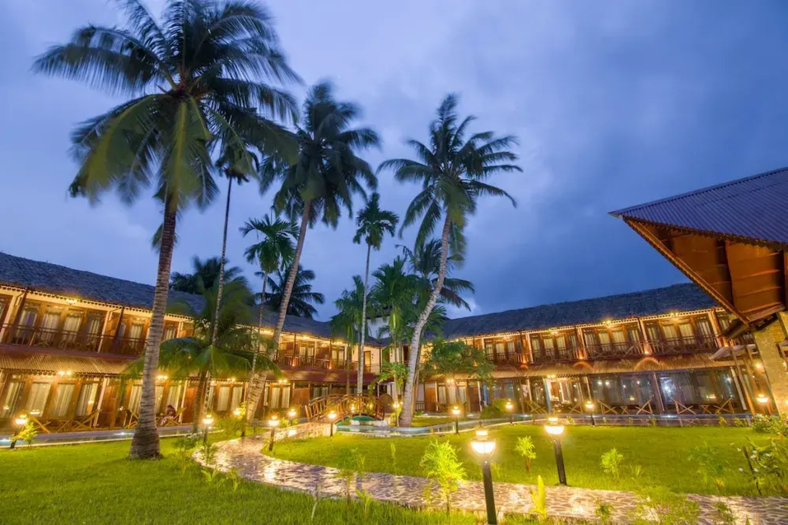 Summer Sands Beach Resort