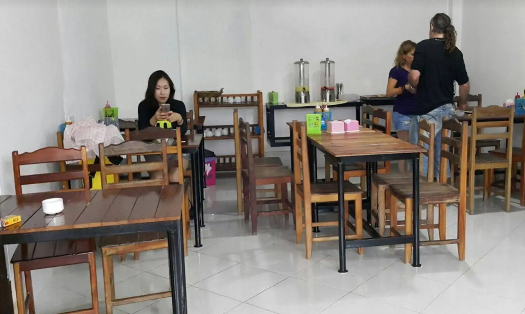 Mountain View Riverside Boutique Hotel