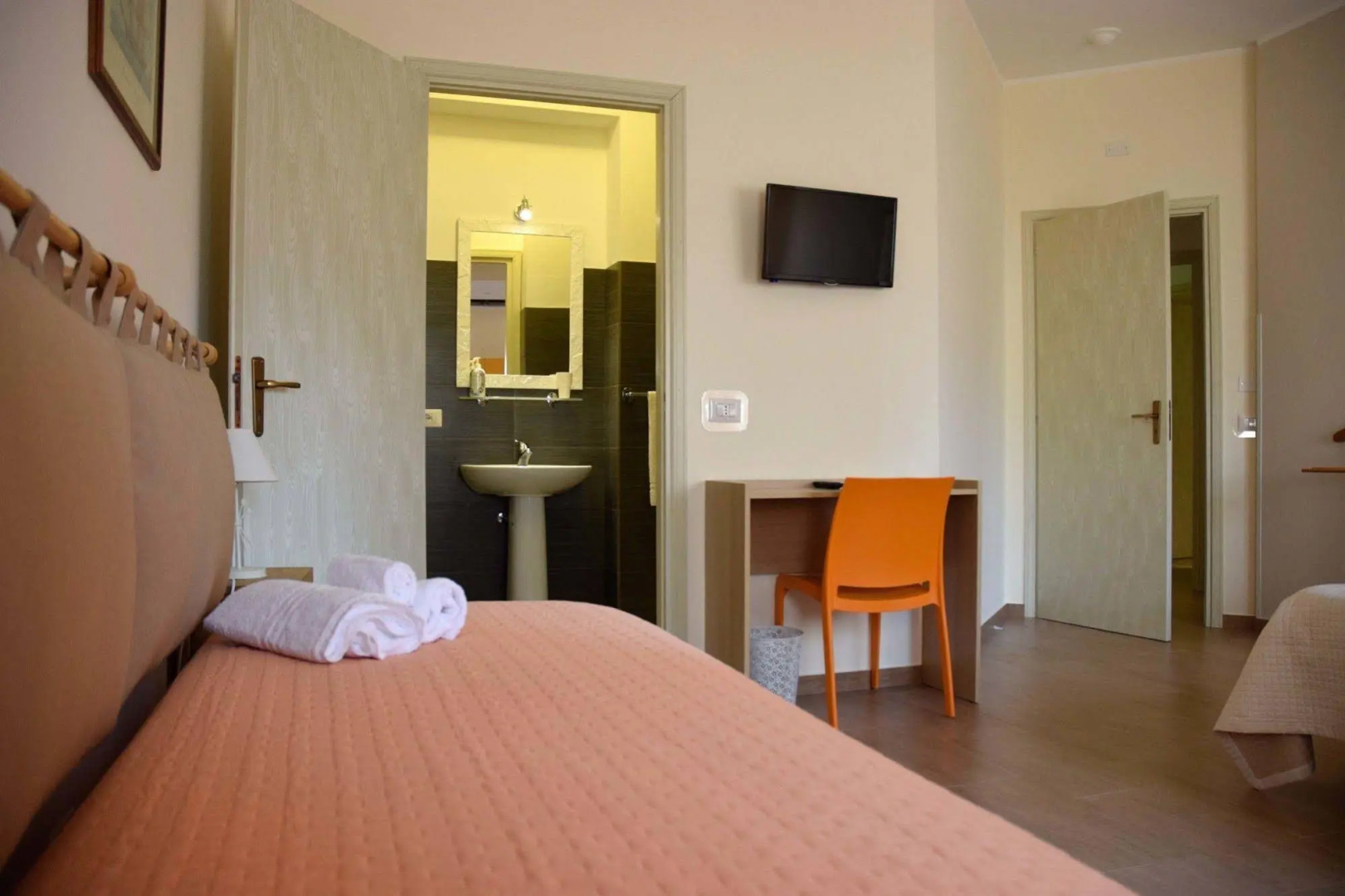 Mazara Central Room & Breakfast