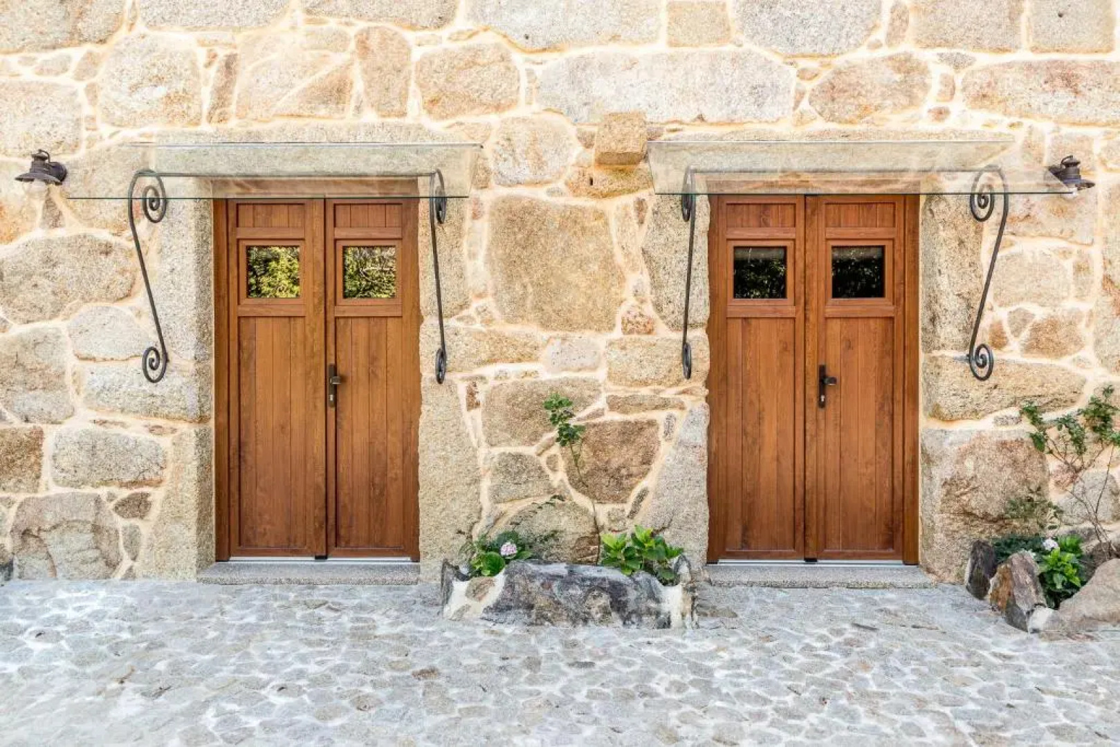 Encosta Dos Túneis - Turismo E Lazer