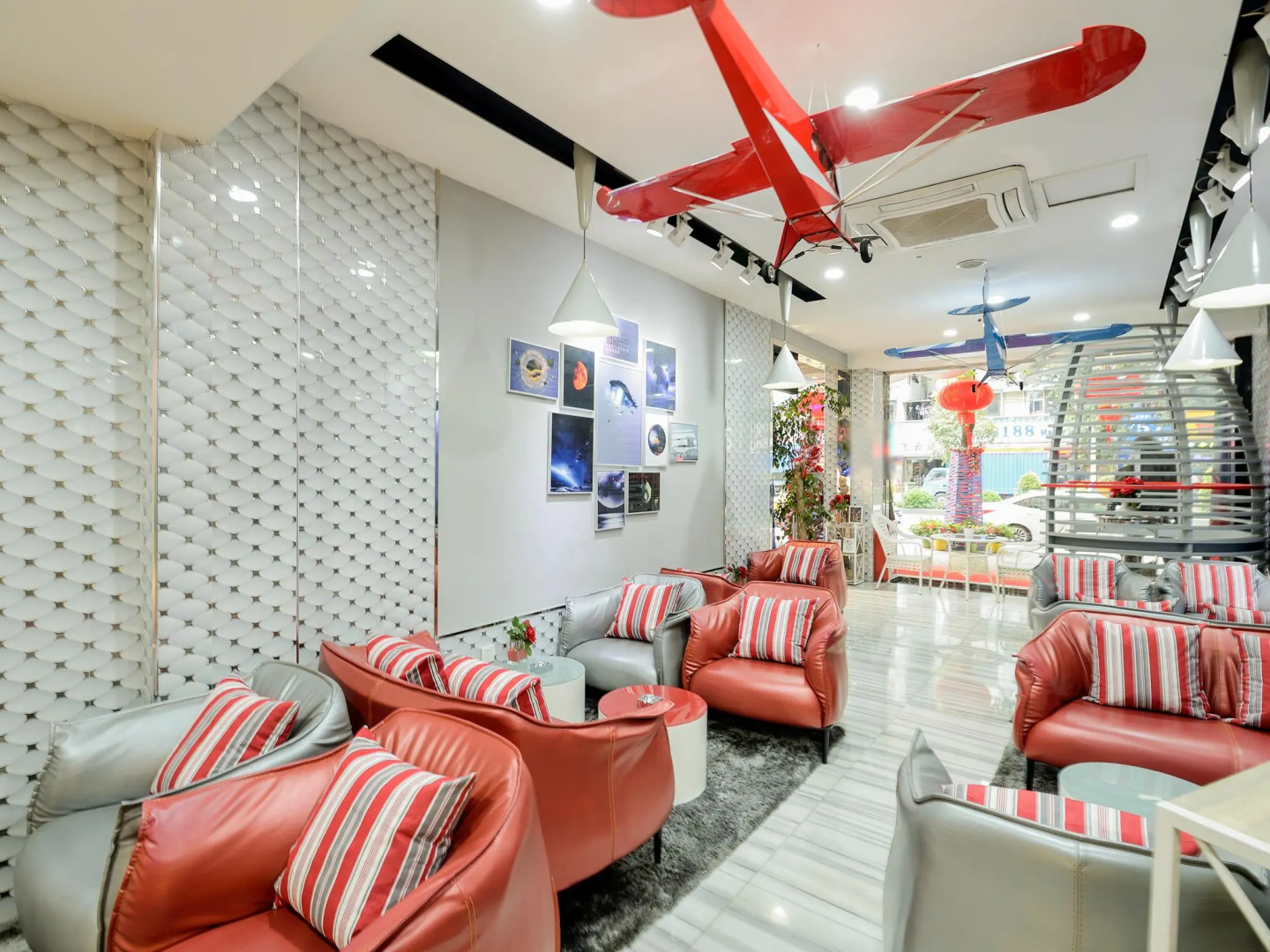 Отель Guangzhou Planet