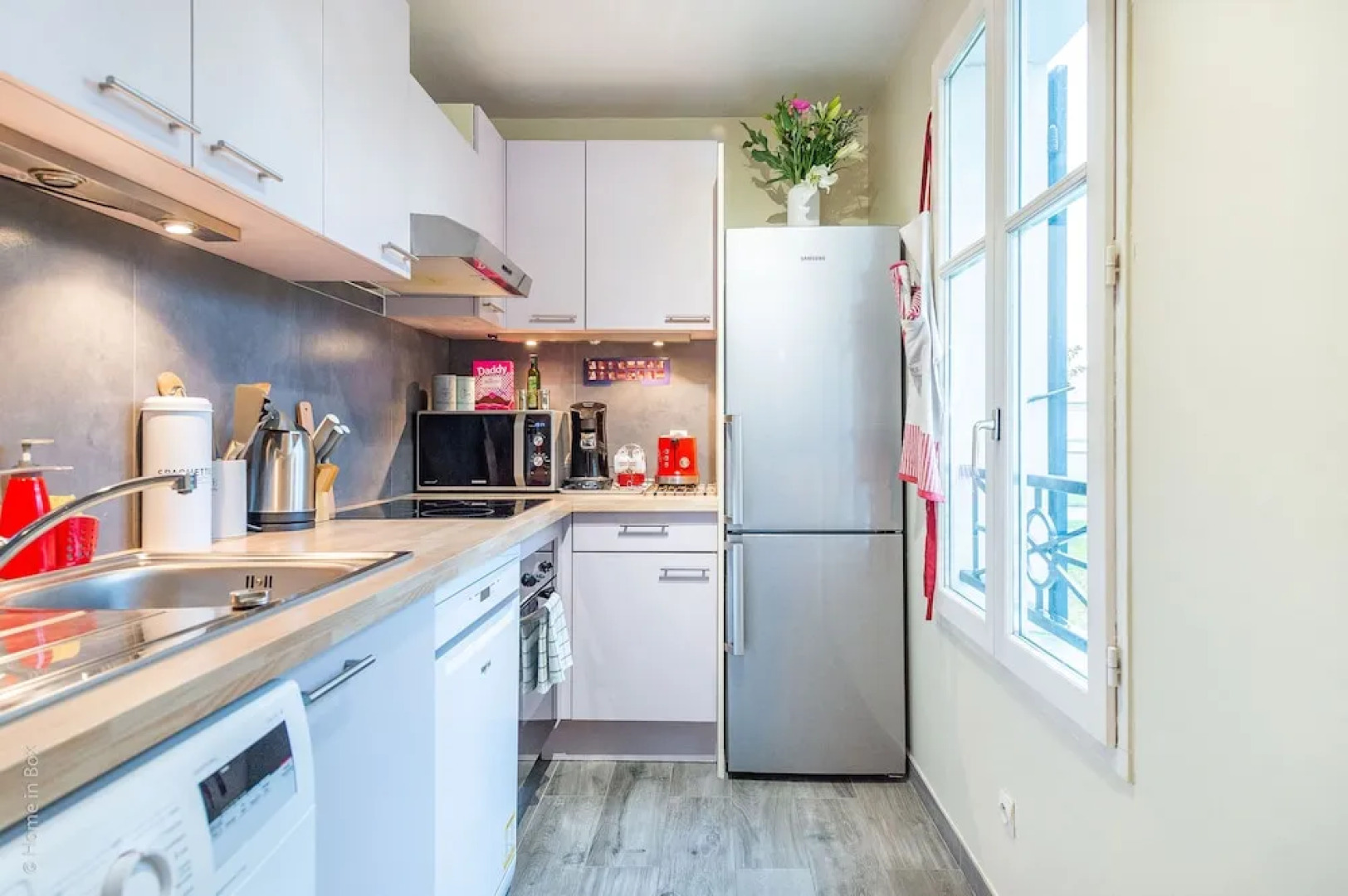 Panda Suite - Fairytale Factory