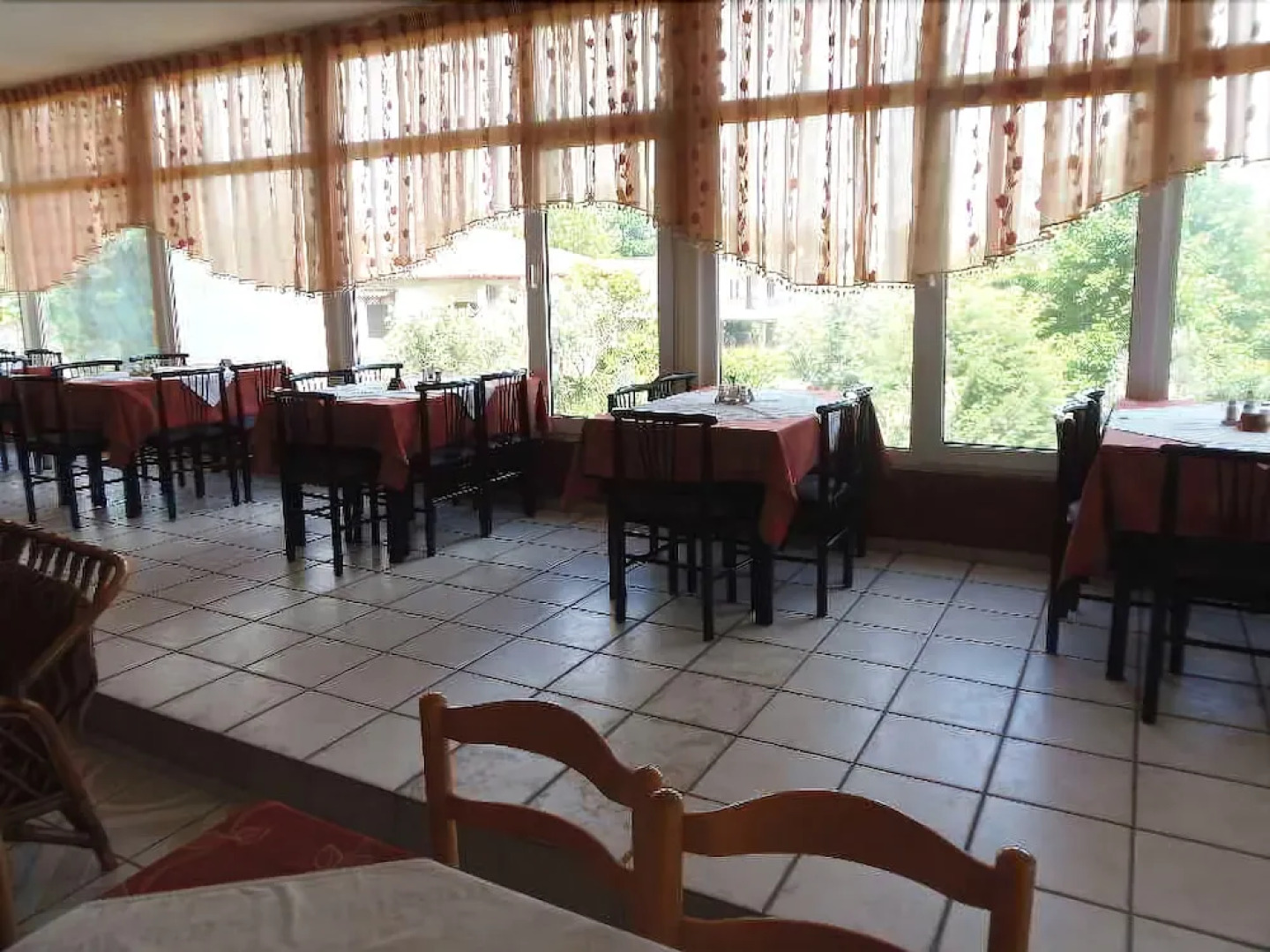 Great Alexander Hotel