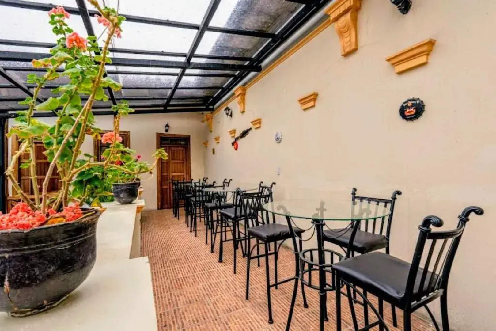 Hostal Restaurante La Suite