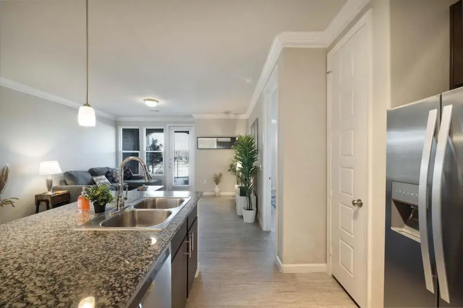 Luxury Townhome Pool North Austin Evonify