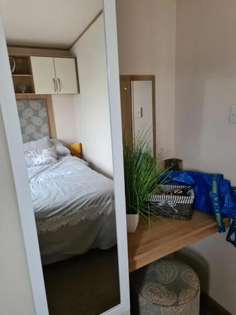 Hot tub hols 3 bed caravan at 42 Kingfisher Court