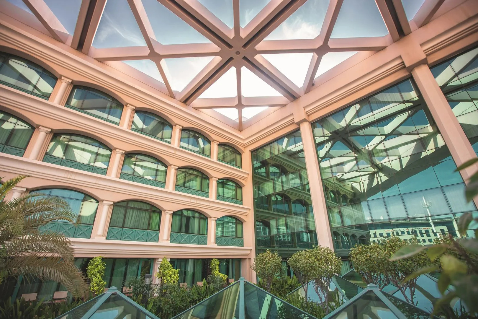 Mövenpick Grand Al Bustan Dubai