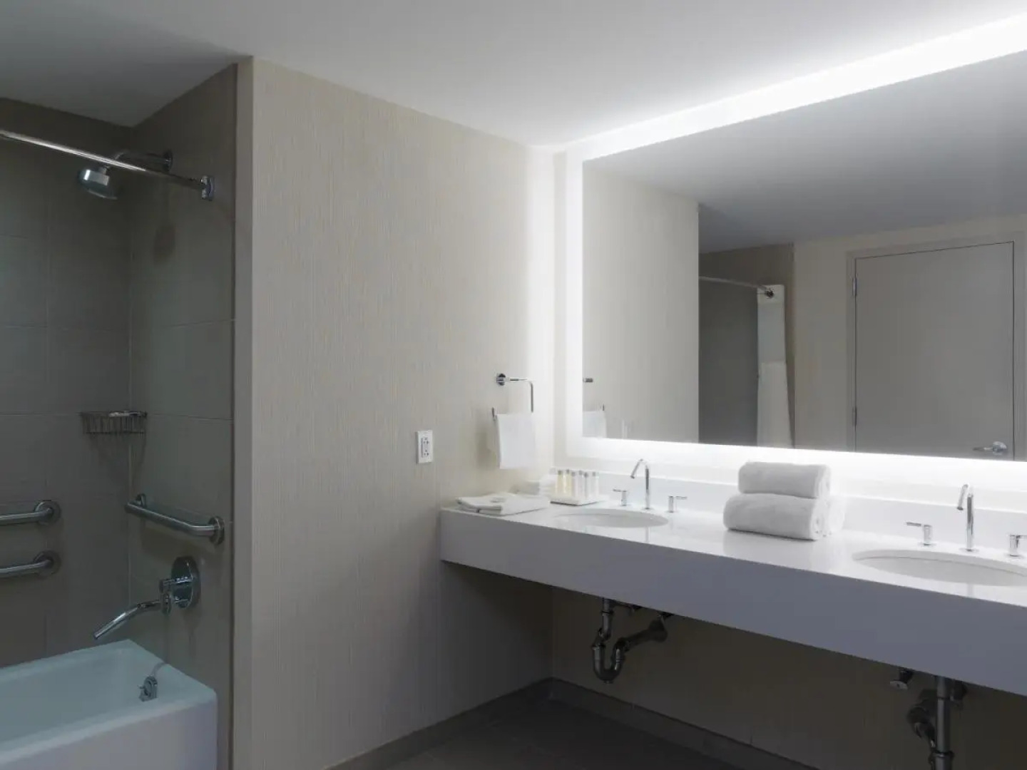 Отель The Manhattan at Times Square