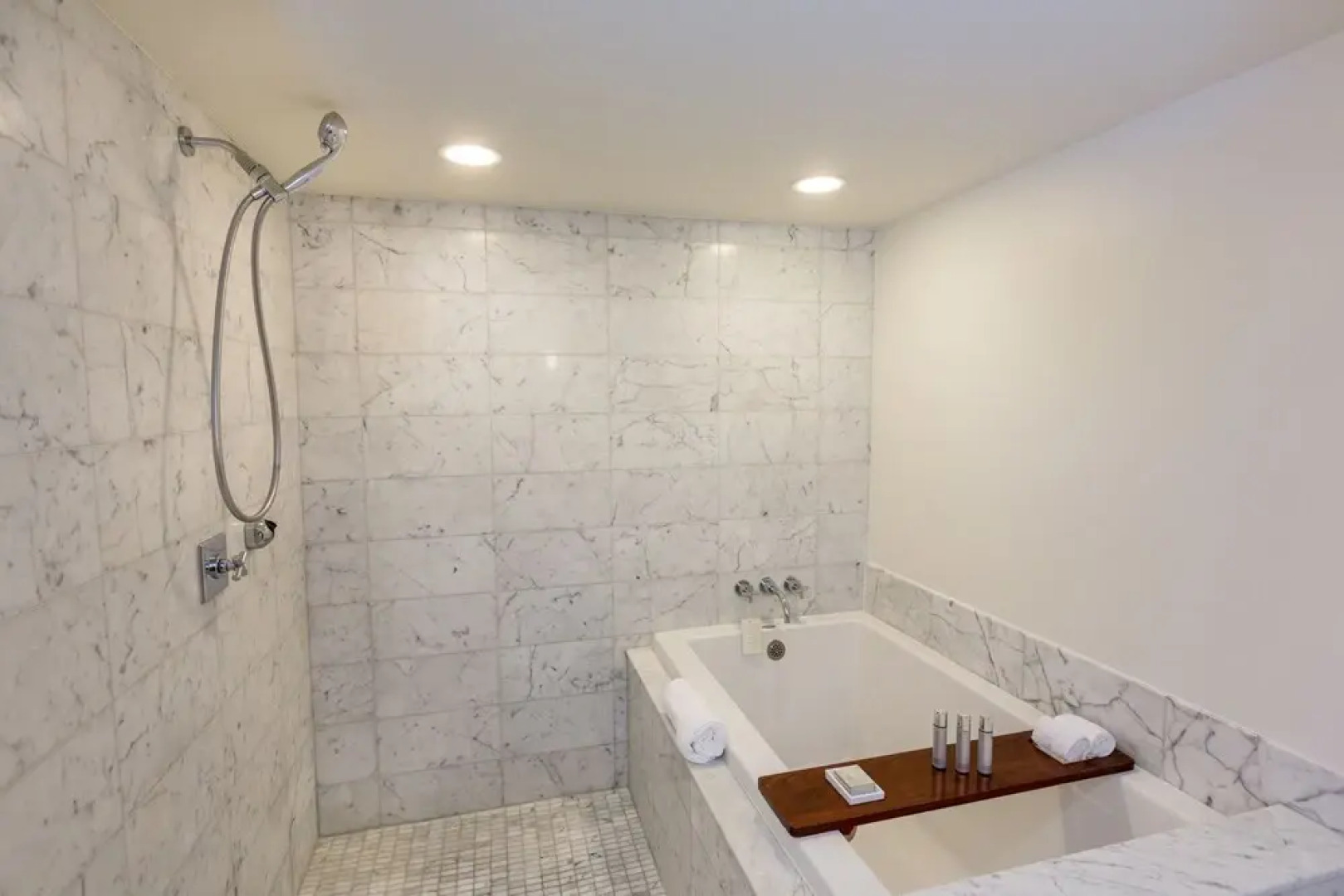 Jet Luxury @ The Trump Waikiki